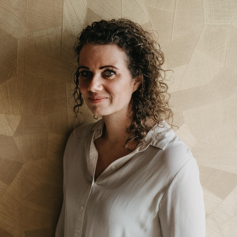 Nicolle Van Mil